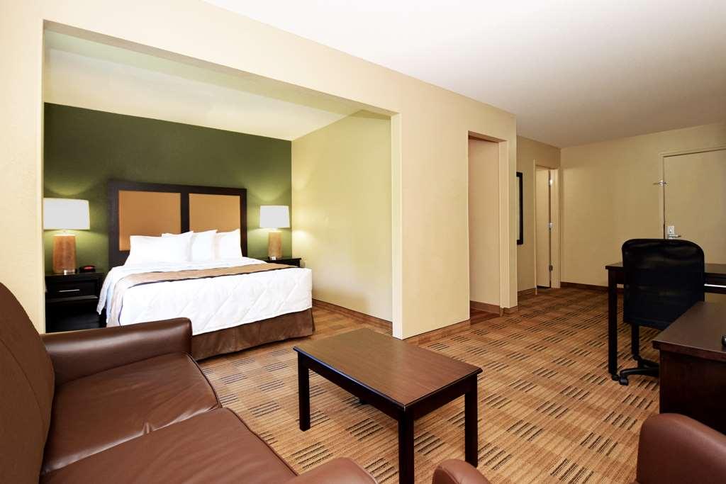 Extended Stay America Suites - Raleigh - Cary - Harrison Ave Szoba fotó