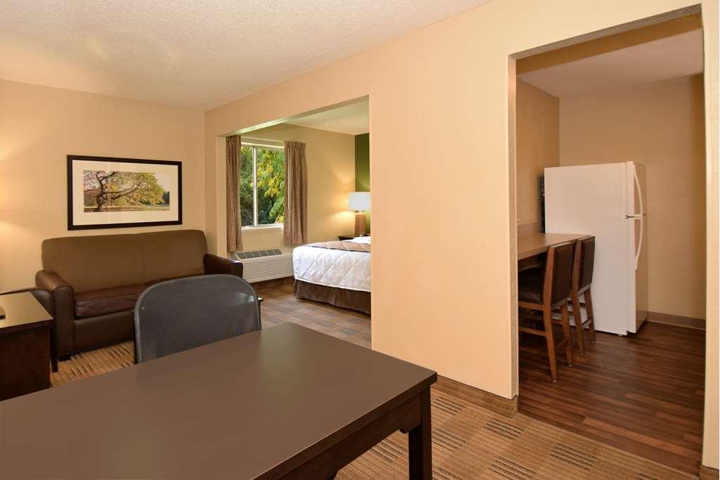 Extended Stay America Suites - Raleigh - Cary - Harrison Ave Szoba fotó