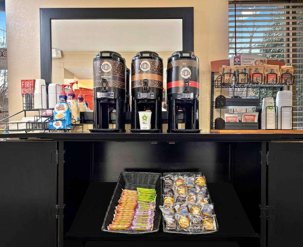 Extended Stay America Suites - Raleigh - Cary - Harrison Ave Étterem fotó