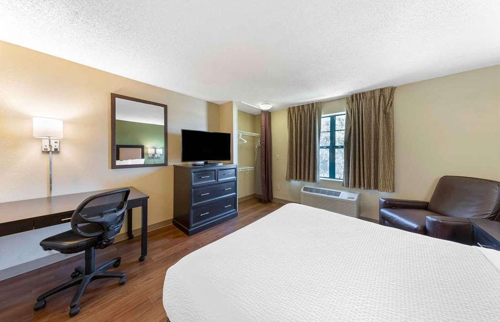 Extended Stay America Suites - Raleigh - Cary - Harrison Ave Szoba fotó