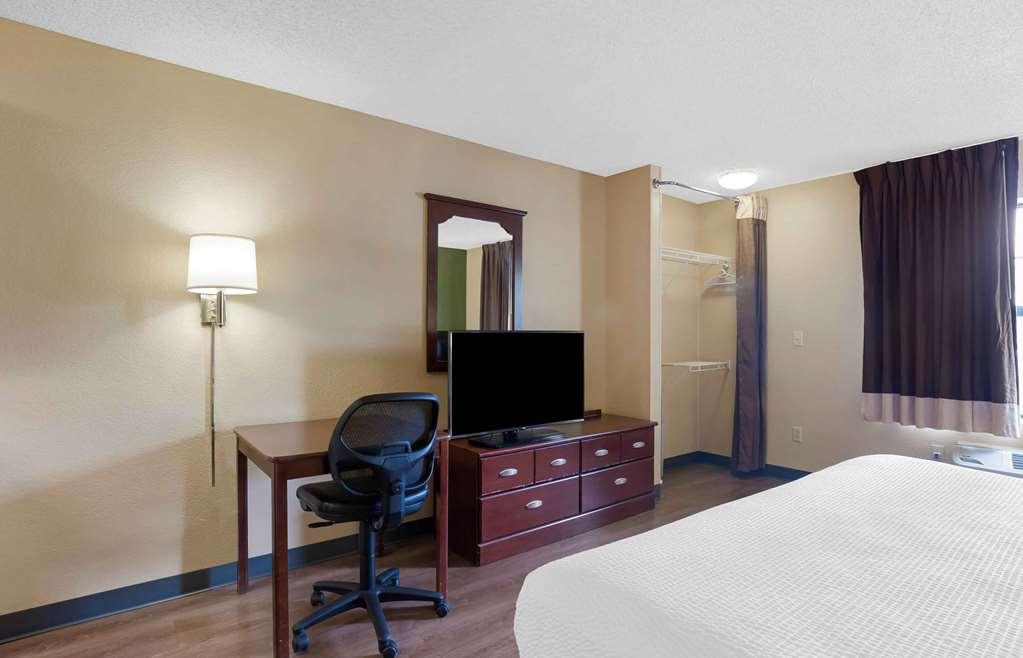 Extended Stay America Suites - Raleigh - Cary - Harrison Ave Szoba fotó