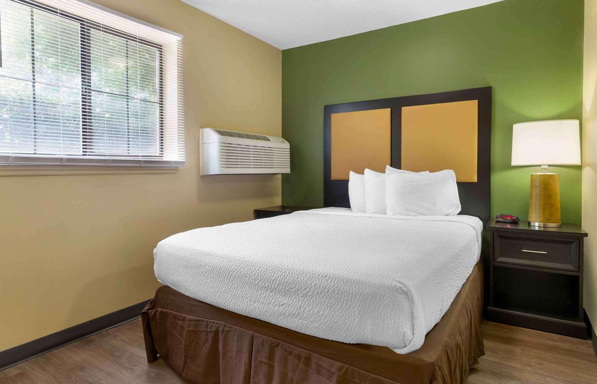 Extended Stay America Suites - Raleigh - Cary - Harrison Ave Kültér fotó
