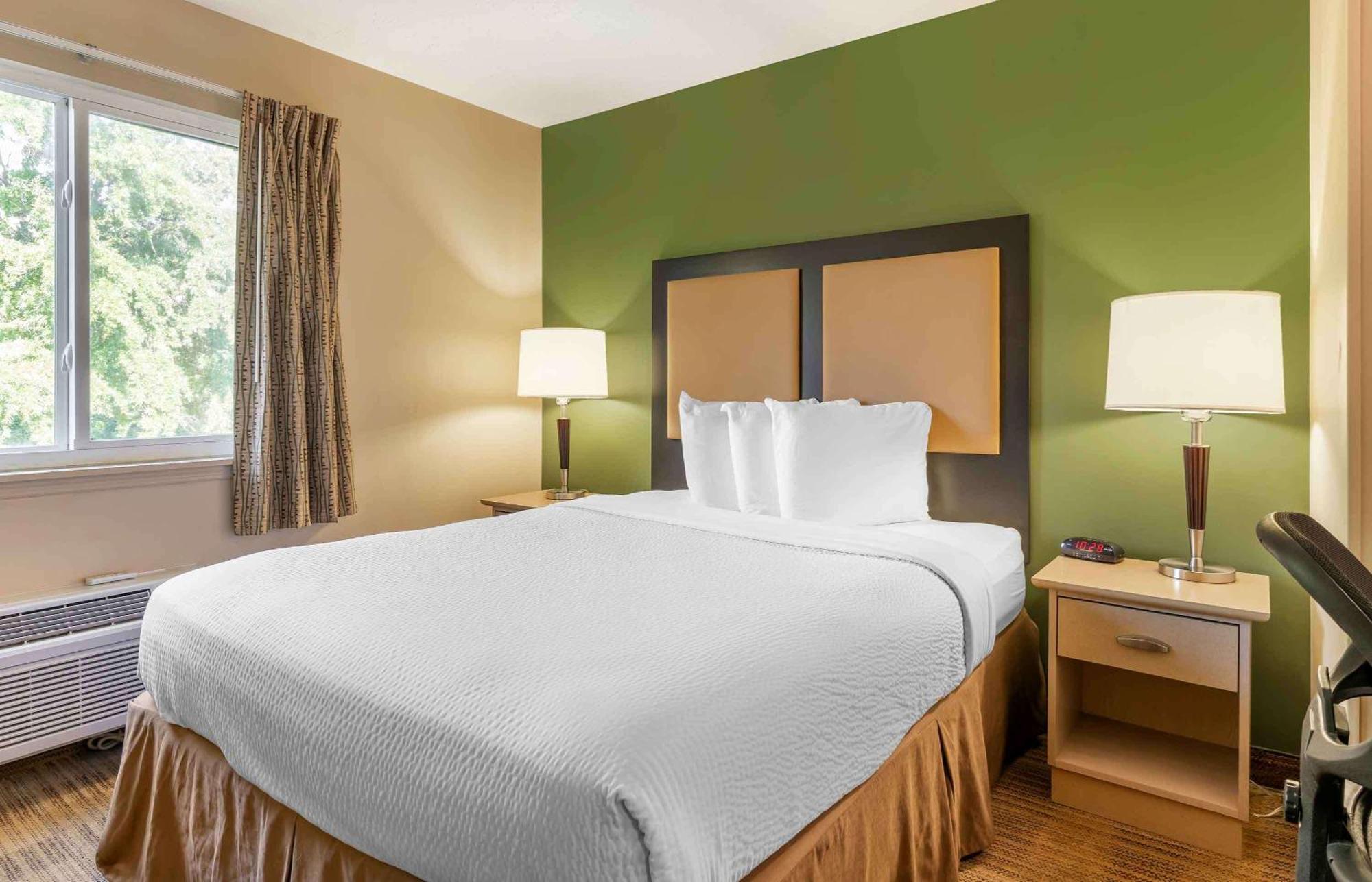 Extended Stay America Suites - Raleigh - Cary - Harrison Ave Kültér fotó