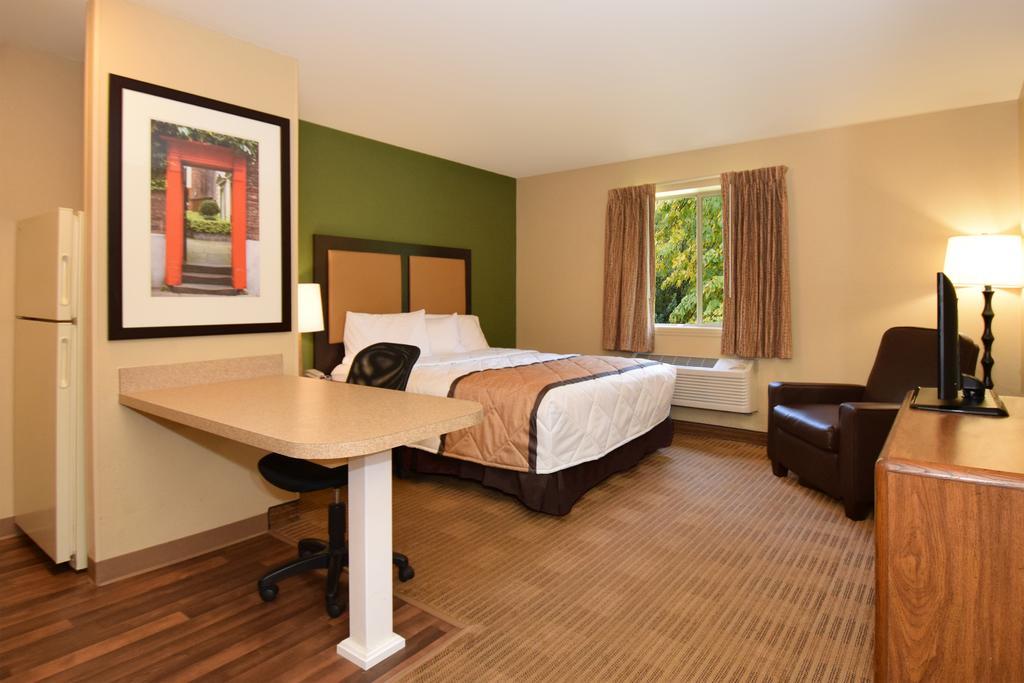Extended Stay America Suites - Raleigh - Cary - Harrison Ave Kültér fotó