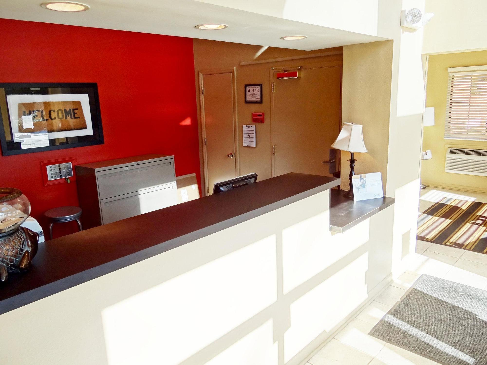 Extended Stay America Suites - Raleigh - Cary - Harrison Ave Kültér fotó